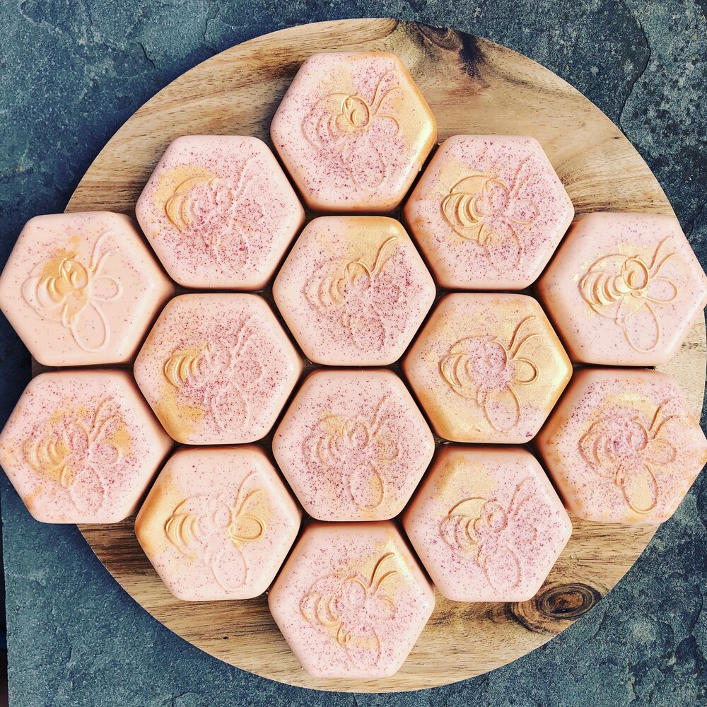 Limited-Edition Bouquet of Roses Set